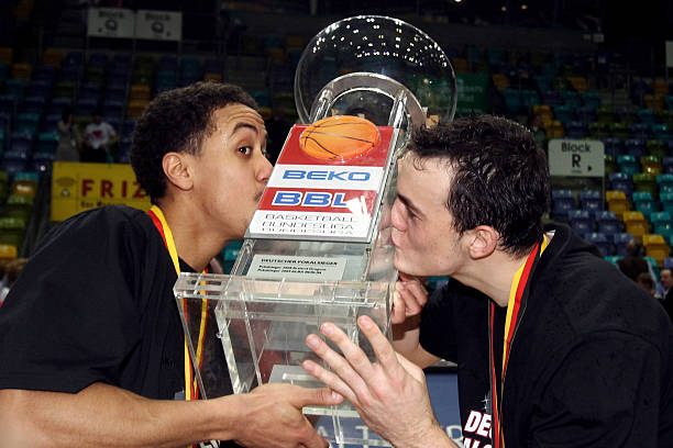 的中场控制 的中场控制